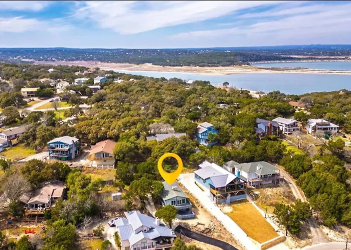 Premium 4Br Canyon Lake Getaway, Comfort And Views